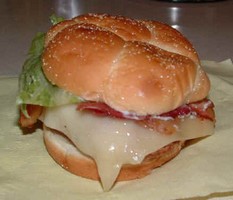 hamburger-m.jpg