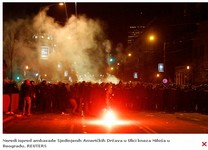 demonstranti-ispred-americke-ambasade-170208.jpg